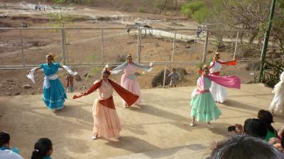 Actividad Cultural en los hervideros de San jacinto